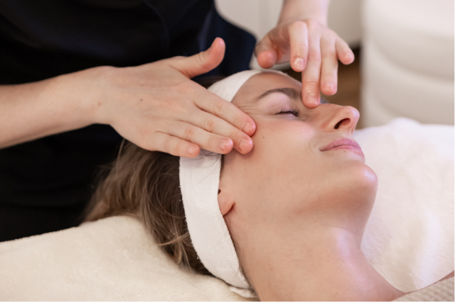 Cure de 8 massages faciaux image